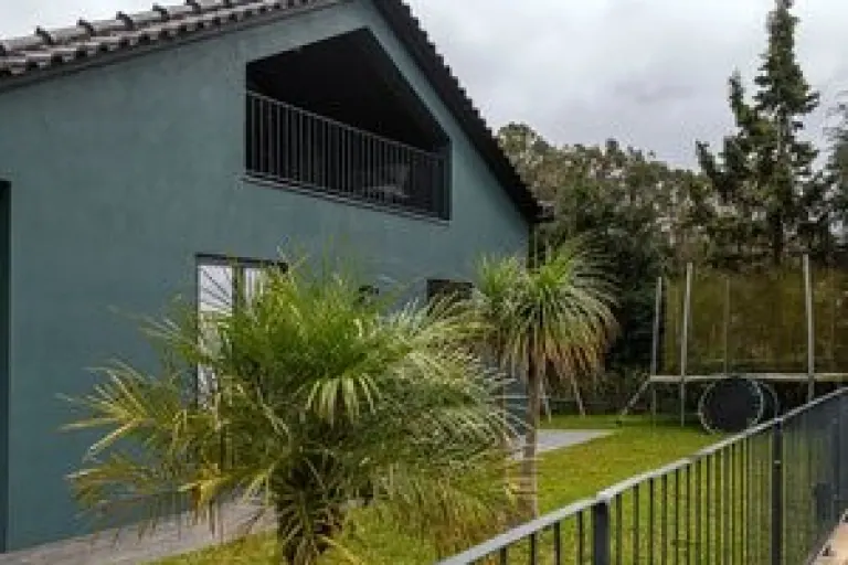 Moradia Santo da Serra — Real Estate